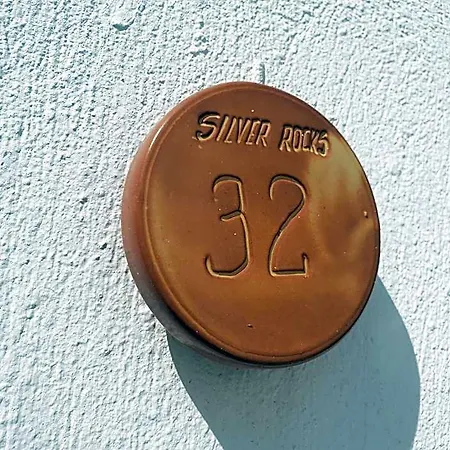 Silver Rocks Hotel